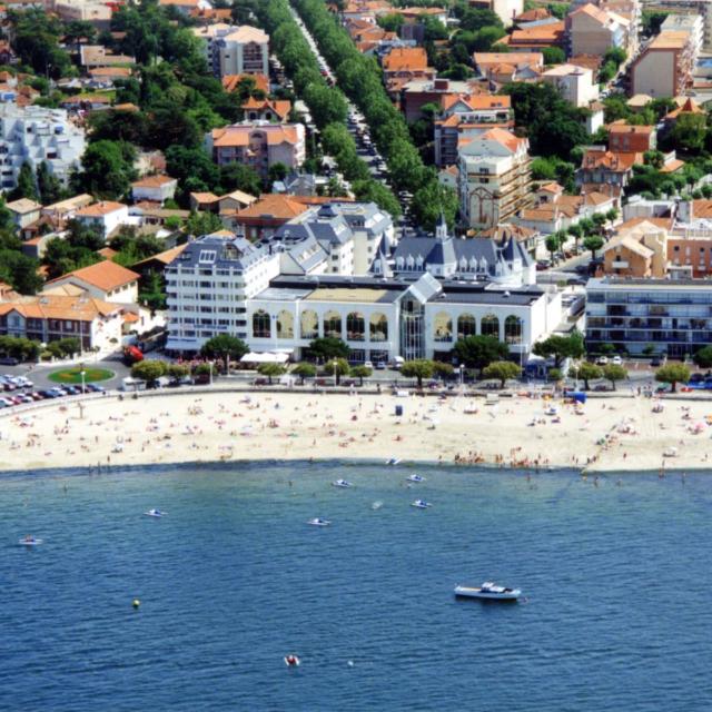 Vue Aérienne Palais Des Congrès Arcachon