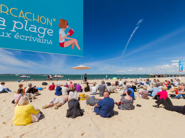 Plage aux Ecrivains - La lecture sur le sable