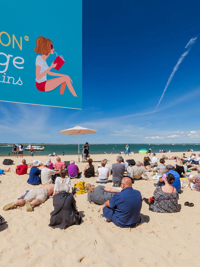 Plage aux Ecrivains - La lecture sur le sable