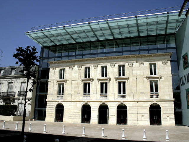 façade Olympia