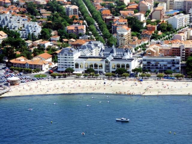 vue-aerienne-palais-des-congres-arcachon-1.jpg